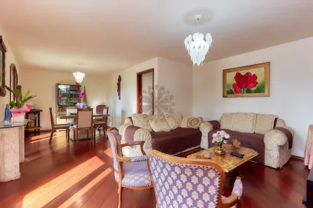 Casa com 3 Quartos à venda, 244m² no São Braz, Curitiba