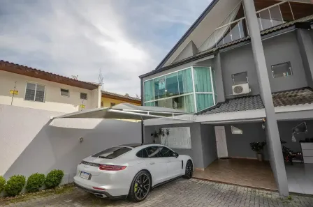 Casa de Condomínio com 3 Quartos à venda, 185m² no Cidade Industrial, Curitiba