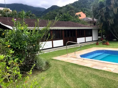 Casa de Condomínio com 4 Quartos para alugar, 280m² no Park Imperial, Caraguatatuba