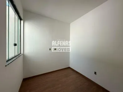 Casa com 3 Quartos à venda, 140m² no Icaivera, Contagem