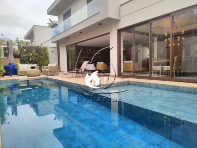 Casa de Condomínio com 5 Quartos para alugar, 220m² no Bairro de Juquehy, São Sebastião