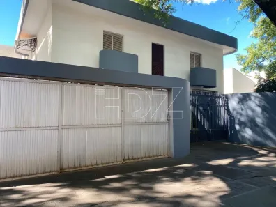 Sala Comercial com 3 Quartos para alugar, 234m² no Centro, Araraquara