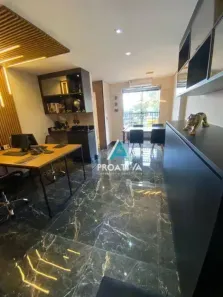 Sala Comercial à venda, 32m² no Parque Jaçatuba, Santo André