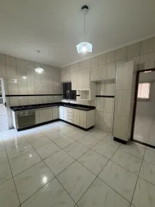 Casa de Condomínio com 2 Quartos à venda, 80m² no Vila dos Comerciários 2, Taubaté