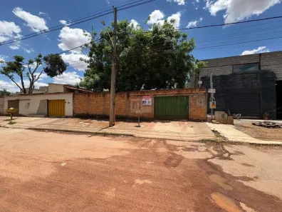 Casa com 3 Quartos à venda, 90m² no Morada dos Pássaros, Aparecida de Goiânia