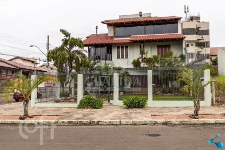 Casa com 5 Quartos à venda, 800m² no Jardim Itu, Porto Alegre