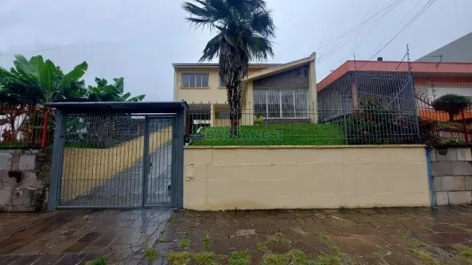 Casa com 3 Quartos à venda, 270m² no Planalto, Caxias do Sul