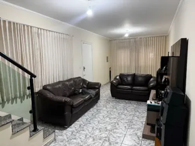 Casa com 3 Quartos à venda, 200m² no Parque Guarani, São Paulo
