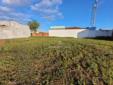 Lote/Terreno à venda, 224m² no Conjunto Habitacional Joaquim Vernini, Botucatu