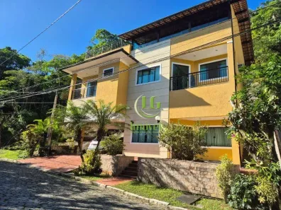 Casa com 3 Quartos à venda, 273m² no Piratininga, Niterói