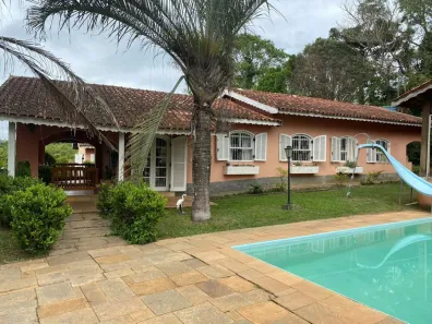 Fazenda/Sítio com 4 Quartos à venda, 232m² no Nova Gardênia, Atibaia