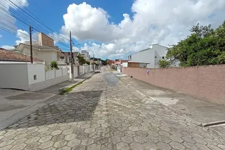 Lote/Terreno à venda, 375m² no Morrotes, Tubarão