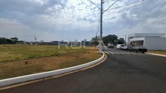 Lote/Terreno à venda, 403m² no Residencial Samambaia, São Carlos