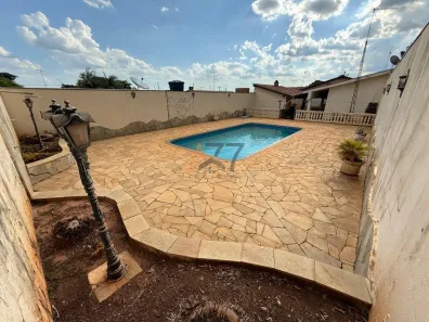 Casa com 3 Quartos à venda, 400m² no Centro (Engenheiro Schmitt), São José do Rio Preto