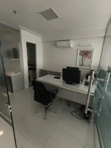 Ponto Comercial à venda, 70m² no Renascença, São Luís