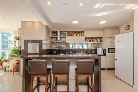 Apartamento com 3 Quartos à venda, 139m² no Meia Praia, Itapema