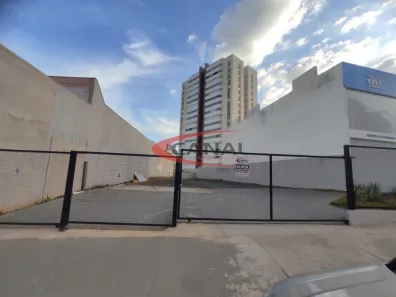 Lote/Terreno à venda, 700m² no Parque Jardim Europa, Bauru