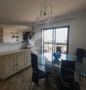 Apartamento com 3 Quartos para alugar, 220m² no Vila Regente Feijó, São Paulo