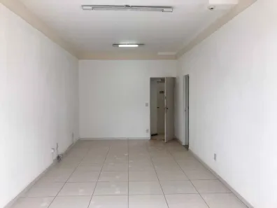Sala Comercial à venda, 30m² no Centro, Bauru