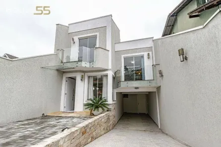 Sobrado com 4 Quartos à venda, 188m² no Guabirotuba, Curitiba