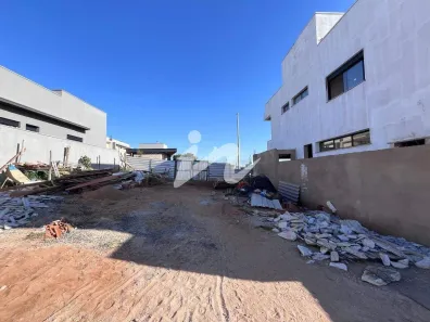 Lote/Terreno à venda, 430m² no Morada da Colina, Uberlândia