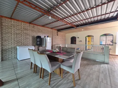 Casa com 4 Quartos à venda, 187m² no Tarumã, Manaus