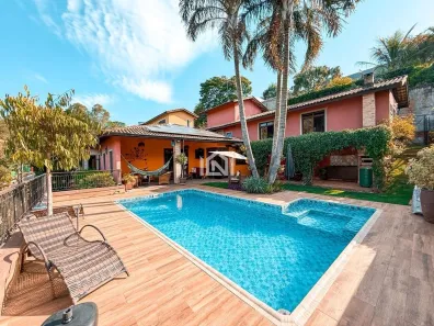 Casa de Condomínio com 3 Quartos à venda, 303m² no Jardim Indaiá, Embu das Artes