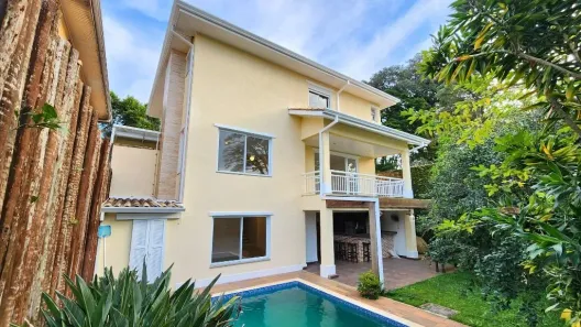 Casa de Condomínio com 4 Quartos à venda, 295m² no Bosque do Vianna, Cotia