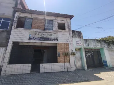 Casa com 5 Quartos à venda, 268m² no Aerolândia, Fortaleza