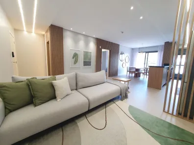 Apartamento com 2 Quartos para alugar, 84m² no Morro das Pedras, Florianópolis