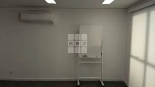Sala Comercial à venda, 35m² no Santo Amaro, São Paulo