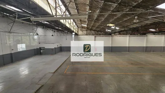Galpão/Depósito/Armazém para alugar, 2200m² no Vila Nogueira, Diadema