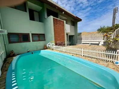 Sobrado com 5 Quartos à venda, 247m² no Balneário Riviera, Matinhos