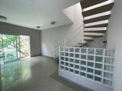 Imóvel Comercial à venda, 240m² no Indianópolis, São Paulo