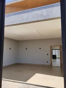 Casa com 3 Quartos à venda, 170m² no Novo Mundo, Uberlândia