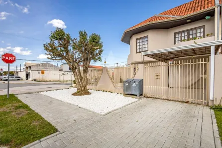 Sobrado com 3 Quartos à venda, 143m² no Capão da Imbuia, Curitiba