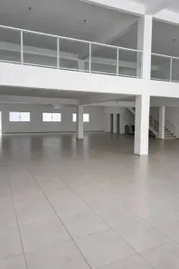 Galpão/Depósito/Armazém com 2 Quartos para alugar, 774m² no Vila Regente Feijó, São Paulo