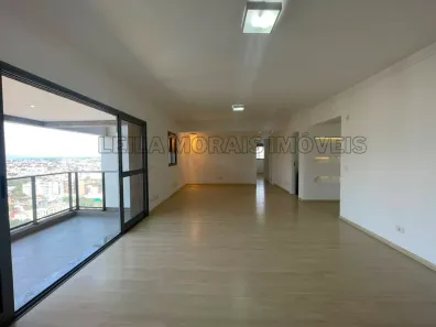 Apartamento com 3 Quartos para alugar, 134m² no Água Verde, Curitiba