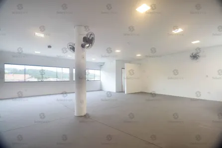 Galpão/Depósito/Armazém para alugar, 250m² no Jardim Itapeva, Mauá
