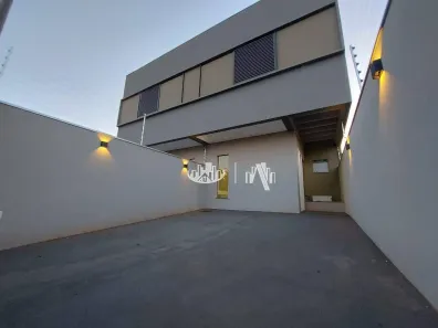 Casa com 3 Quartos à venda, 110m² no Gleba Simon Frazer, Londrina