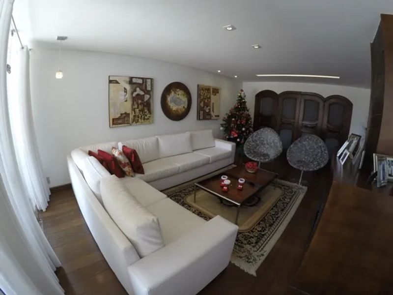 Casa com 4 quartos — Bandeirantes (Pampulha), Belo Horizonte