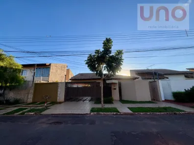 Casa com 4 Quartos à venda, 360m² no Carandá Bosque, Campo Grande