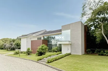 Casa de Condomínio com 4 Quartos à venda, 720m² no Santa Cândida, Curitiba