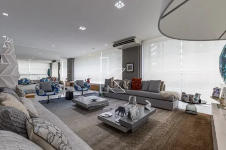 Apartamento com 4 Quartos à venda, 647m² no Vila Uberabinha, São Paulo