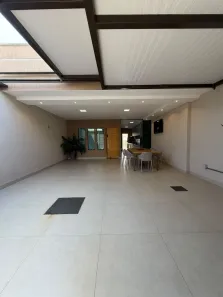 Casa com 3 Quartos à venda, 180m² no Setor Três Marias, Goiânia