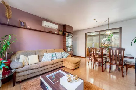 Apartamento com 3 Quartos à venda, 96m² no Jardim Botânico, Porto Alegre