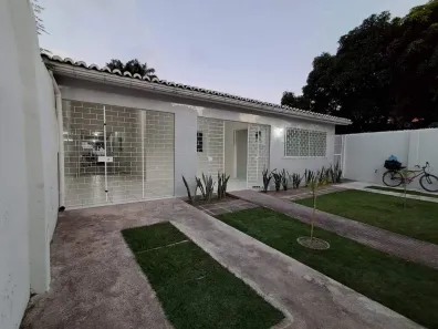 Casa com 4 Quartos para alugar, 450m² no Cordeiro, Recife