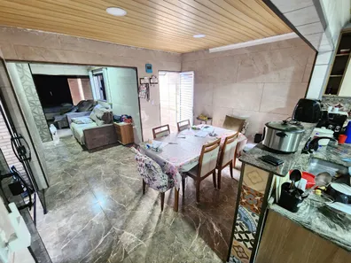Casa com 3 Quartos à venda, 179m² no Parque São Vicente, Mauá