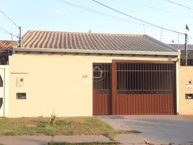 Casa com 3 Quartos para alugar, 100m² no Centenário, Campo Grande
