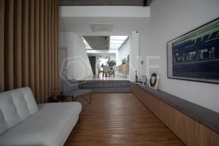 Casa com 3 Quartos à venda, 320m² no Chácara das Pedras, Porto Alegre